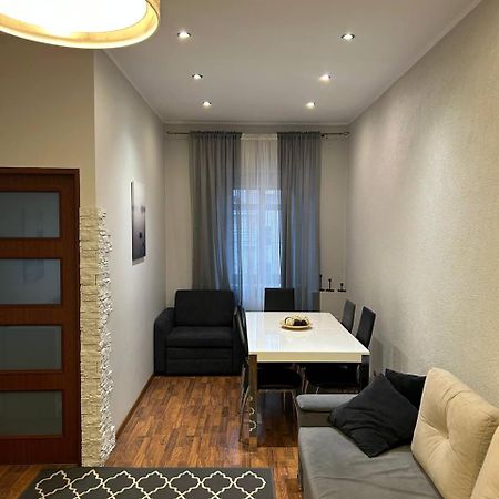 Big Apart - Rynek 8 - Nice View - 3 Rooms - 9 People Wrocław Buitenkant foto